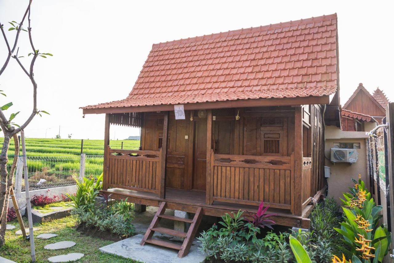 Victory Munggu Hotell Canggu Exteriör bild